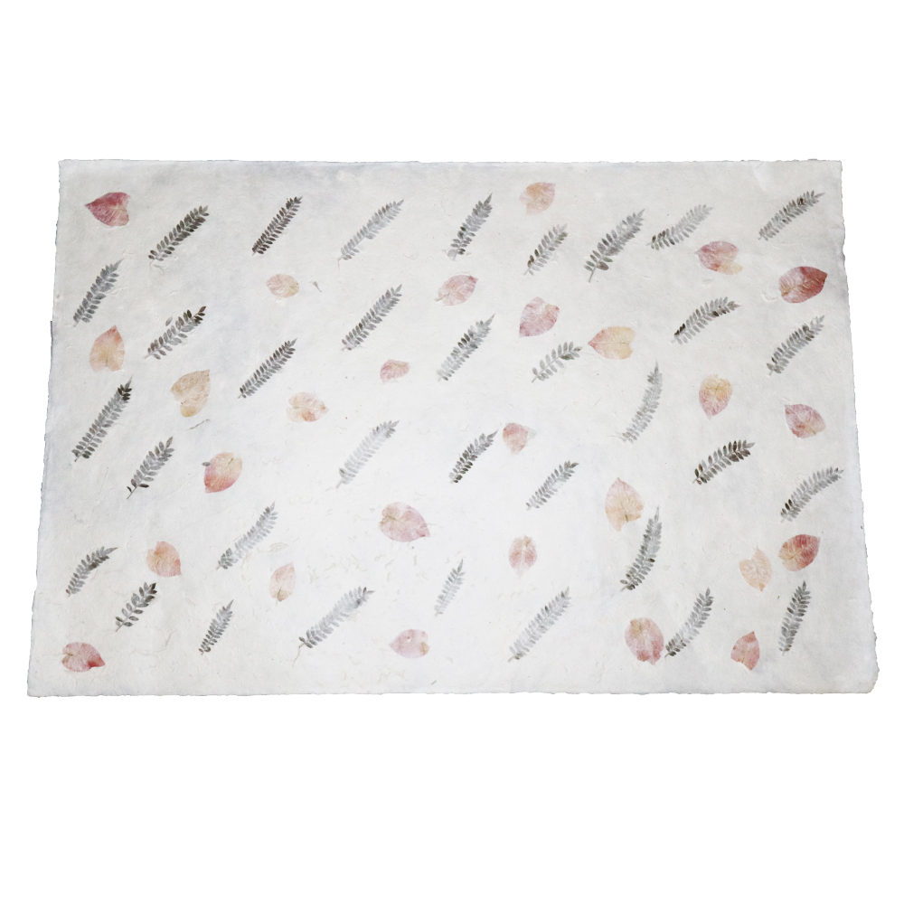 Loktapapier ongeverfd vellen 75 x 50 cm met echte bloemen en planten